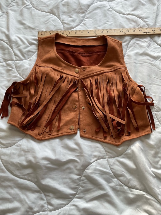 Lypobala Jackets & Blazers - LYPOBALA Suede Fringe Cropped Vest - Rust